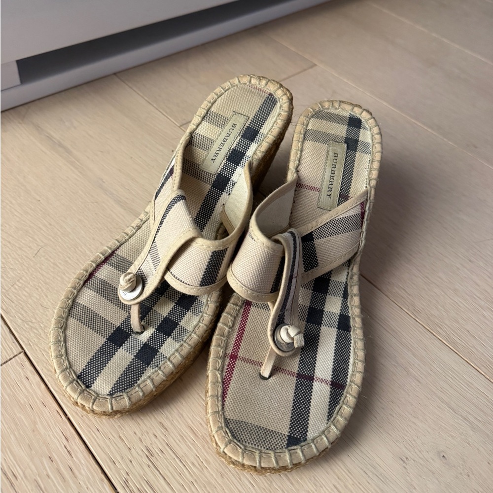Burberry Beige Plaid Espadrille Thong Sandals